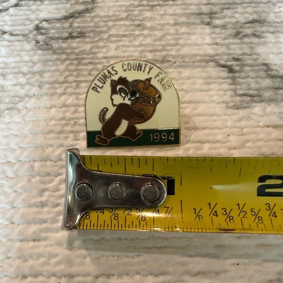 Vintage 90’s Squirrel Plumas County 1994 Fair Pin - Picture 5 of 6
